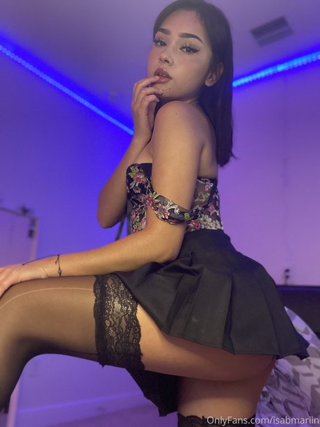 Isa Marin nude model pic