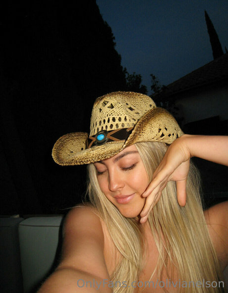 Olivia Nelson star hot picture