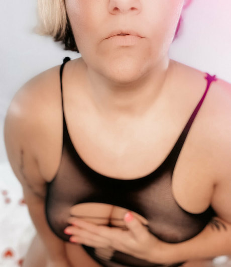 Paige Monroe model nude photos