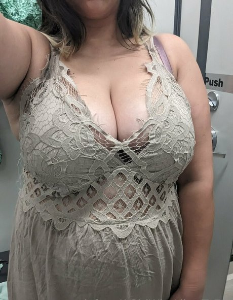 Agirlwholikestoeat sexy actress images