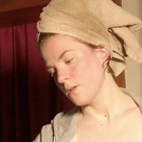 Claire Moulin free actress gallery