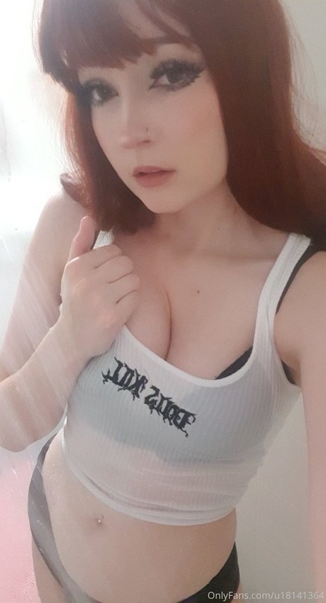 Bambiskii model nude picture