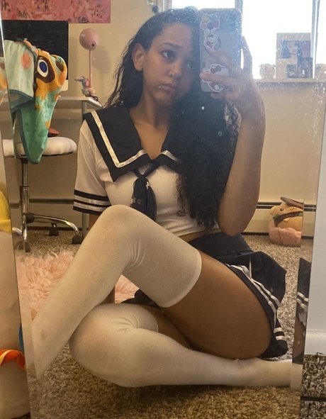 ASMR Aspen model art pictures