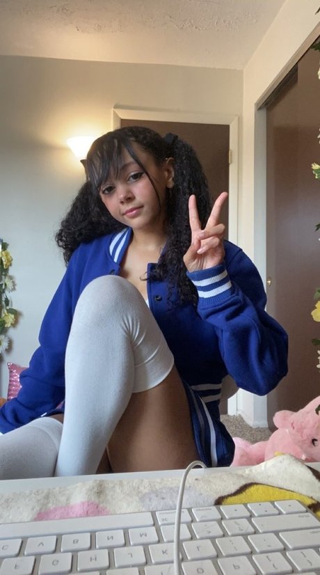 ASMR Aspen hd actress photo