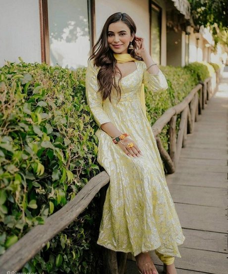 Ankitta Sharma erotic model pics