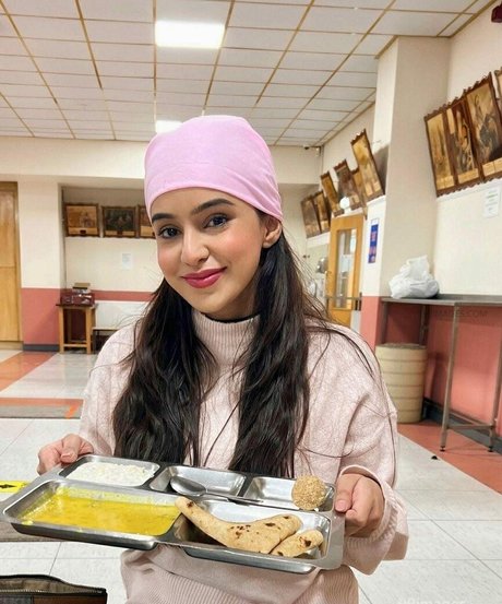 Ankitta Sharma pornographic model images