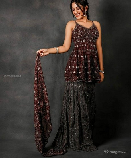 Mirnalini Ravi nude actress pictures