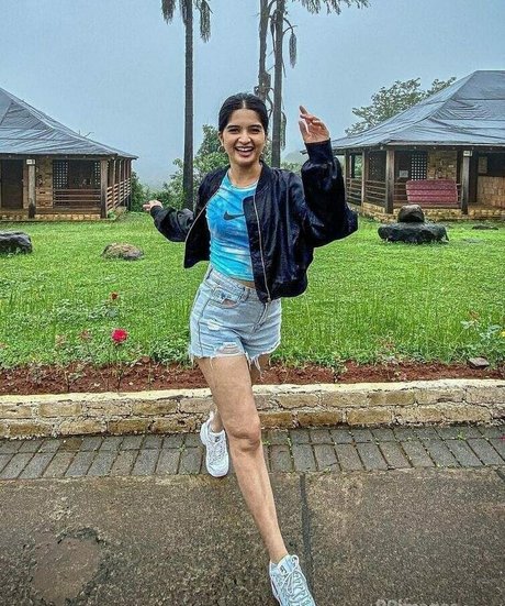 Bhavika Sharma nice actress gallery