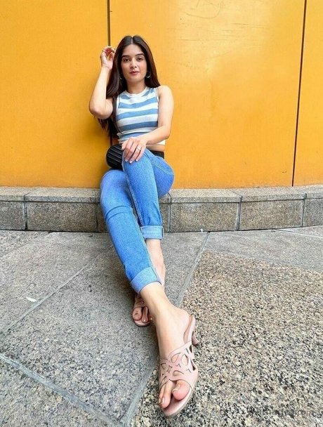 Bhavika Sharma pornographic model photo