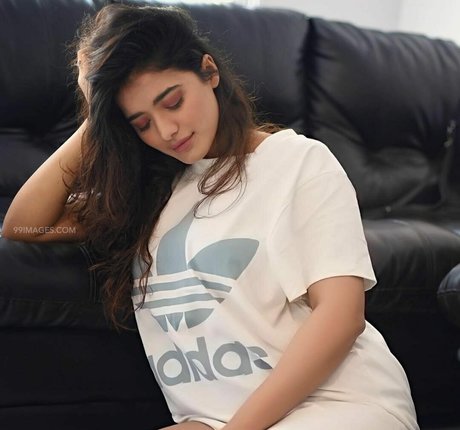 Ketika Sharma hot model archive