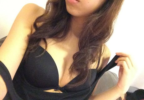 Women4chan star top photo