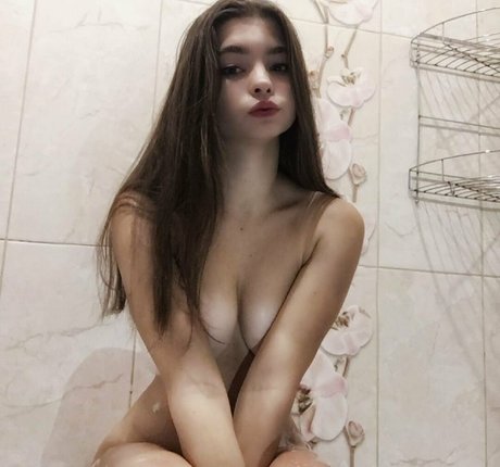 Lerabuns Valeriia nudes model gallery
