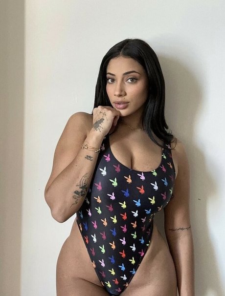 Gabriella Firek star perfect image