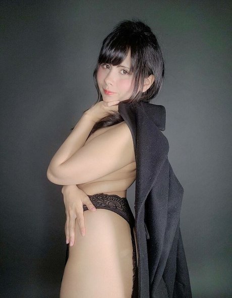 whiterabbit exe nude pornstar photo