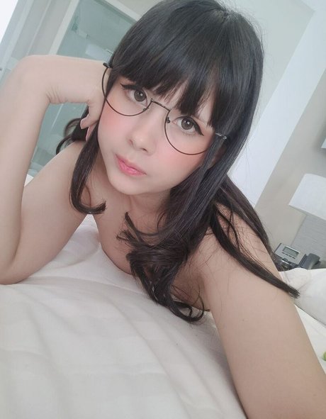 whiterabbit exe perfect model pic