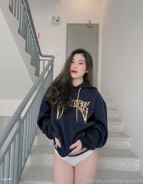 thuynguyen99 hot star pictures