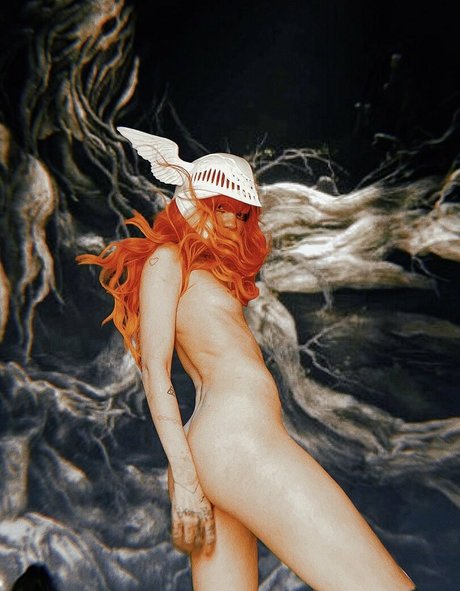 Claire Boucher model hot photo