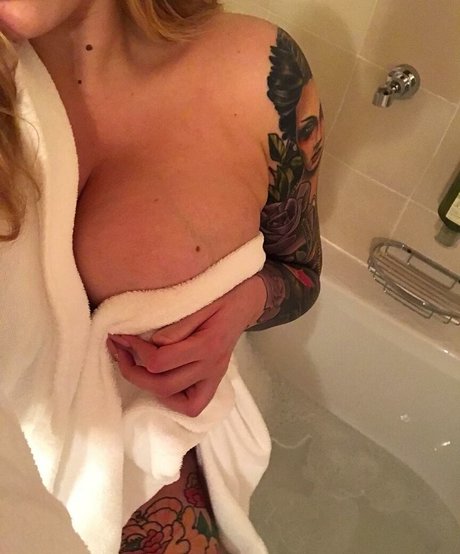 Ginevra Boccardo model adult pics