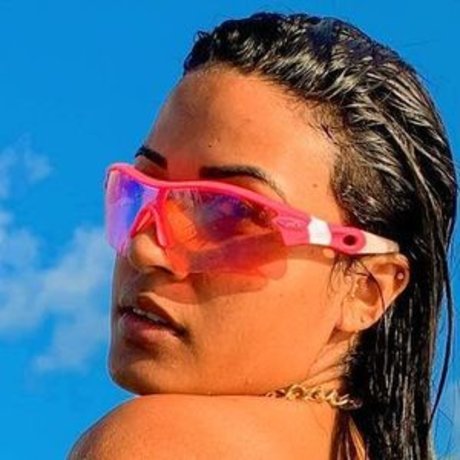 Dayanne Gomes nude model archive