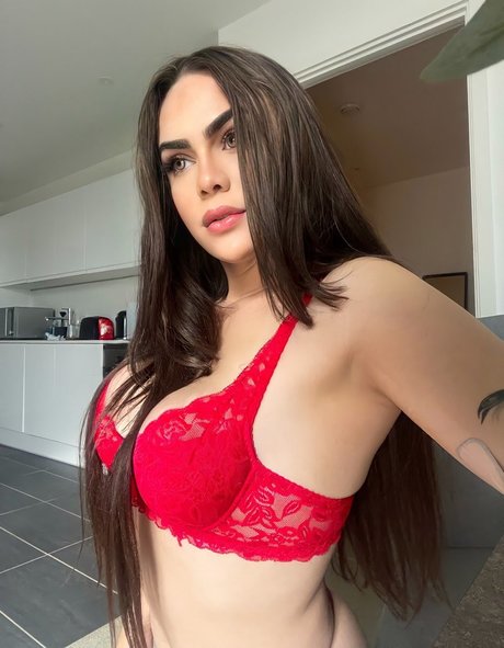 Leticia Ribeiro model high quality pictures