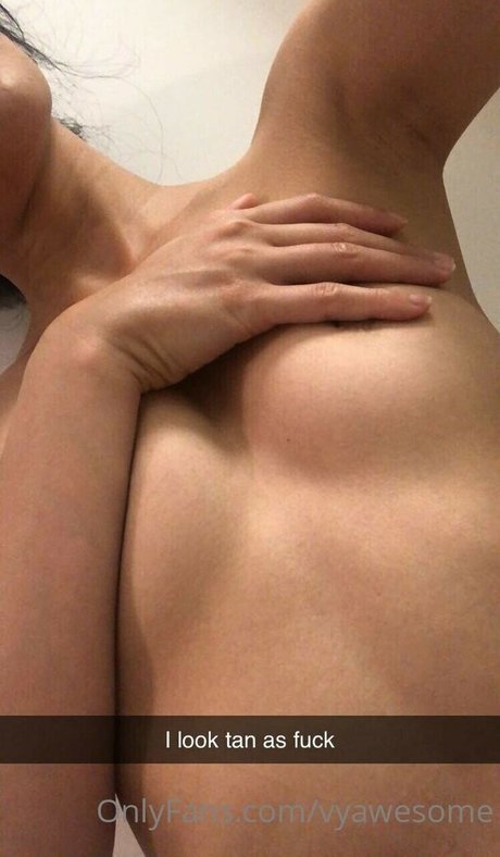 VyAwesome pornstar hot photo
