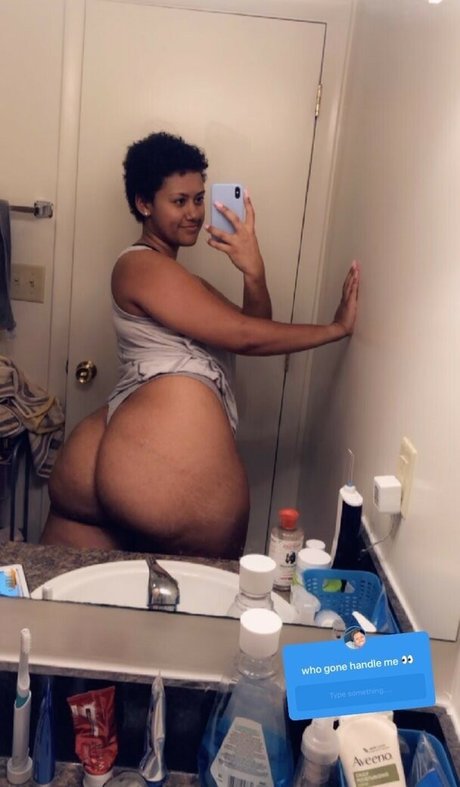 Jayymo beautiful model pics