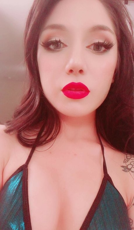 BadFawn FREE star pretty pic