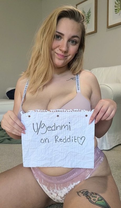 samanthakittyy naked star img