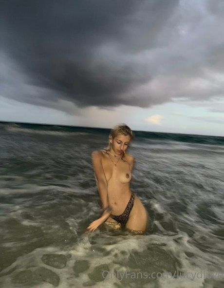 blonde yoga onlyfans hd archive