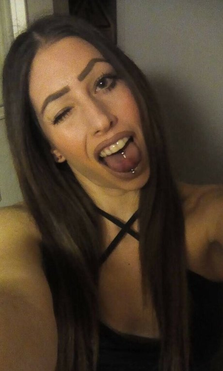 Sofia foudouki sexy star img