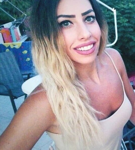 Sofia foudouki model pretty pictures