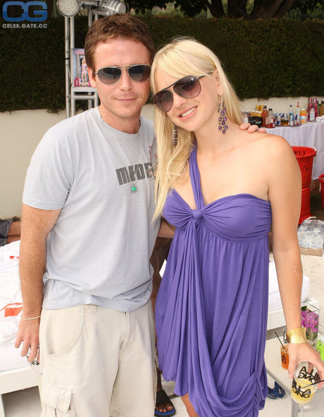 Anna Faris model perfect images