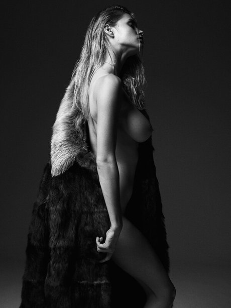 Elle Brittain perfect actress img