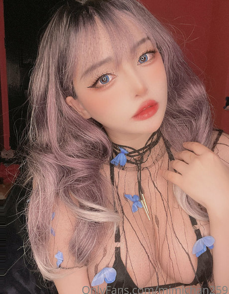 MimiChan erotic model pic
