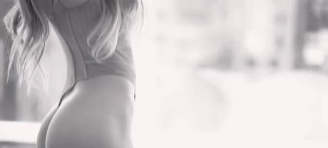 Juliannee best model gallery