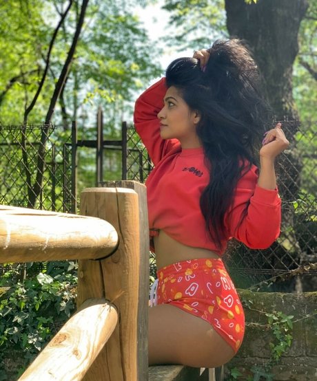 Gaanu Prasadi model pretty images