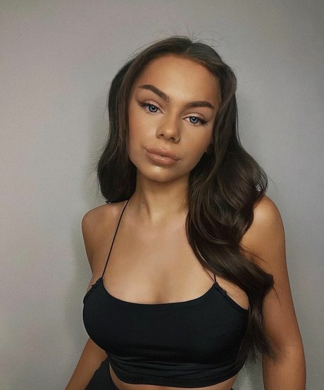 czech teen onlyfans beautiful nude photo