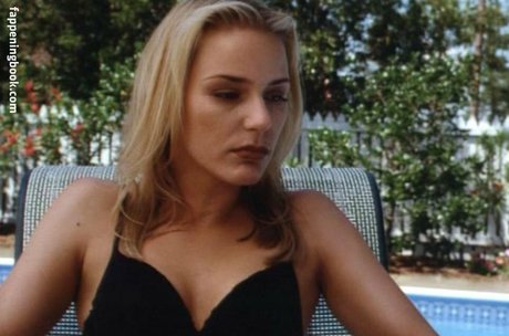 Dedee Pfeiffer star pretty image