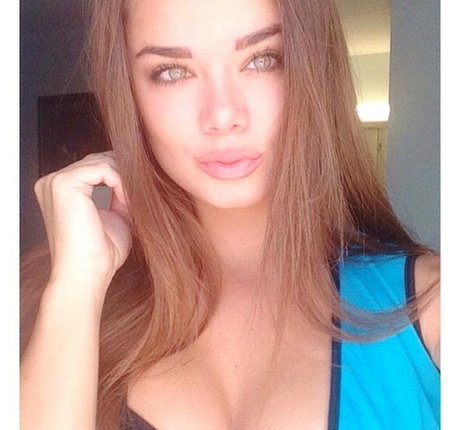 Dessie Mitcheson pornstar beautiful pic