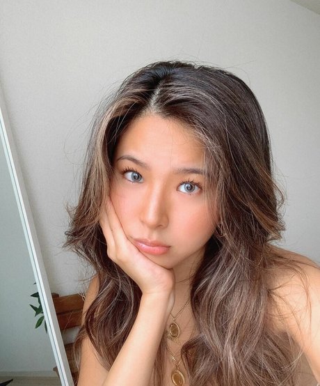Mimi Furu model adult pictures