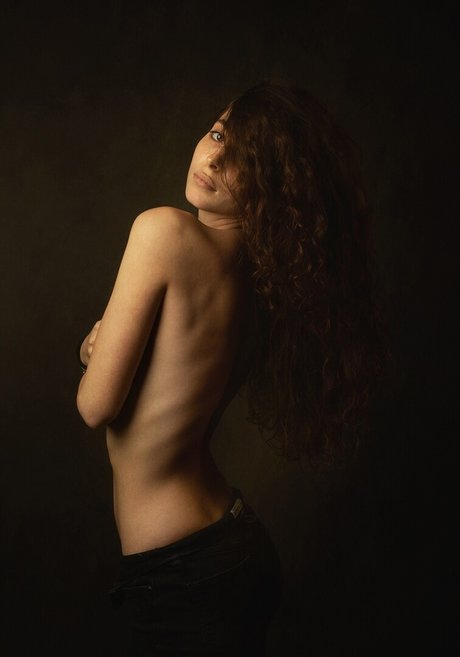 Vlada Davidenk naked actress image