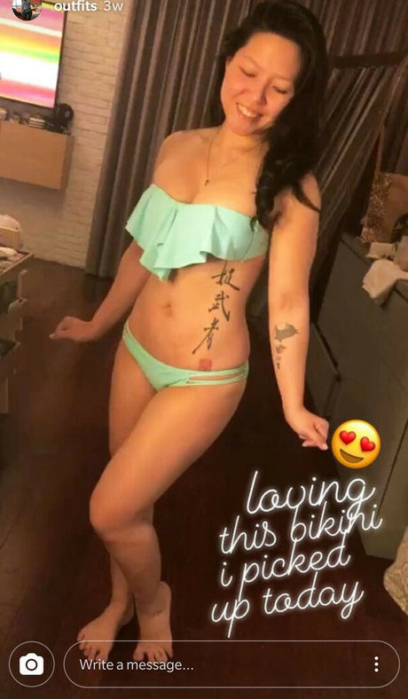 Pinksunstory model nudes pic