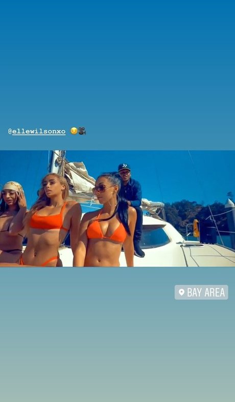 Alysse Joyner model nude photo