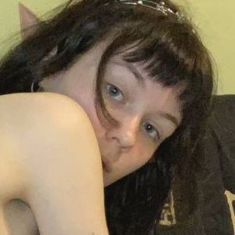 Fluffy Puffy model nudes picture