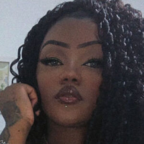 Leka E Juu naked pornstar picture