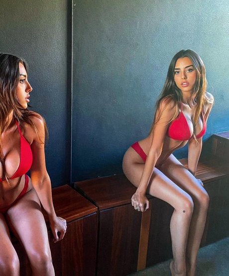 Valeria Conca model hot picture