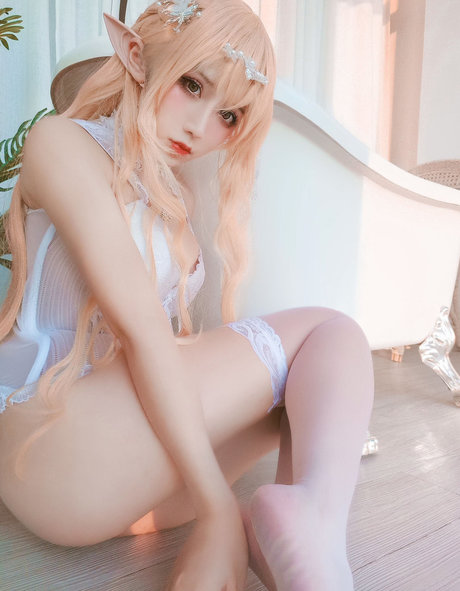 jiuqucka star nude images