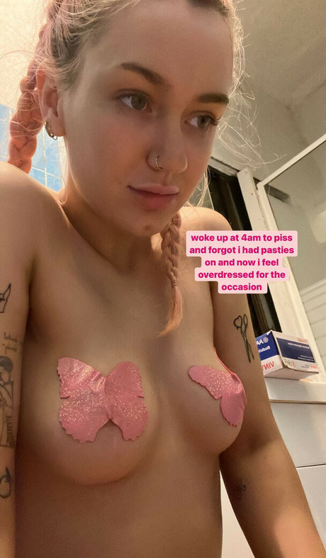 police onlyfans naked images