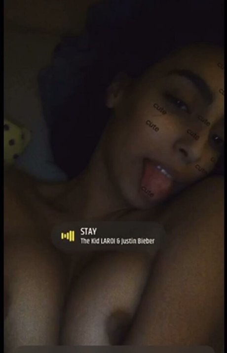 laydinaxx xxx pornstar img