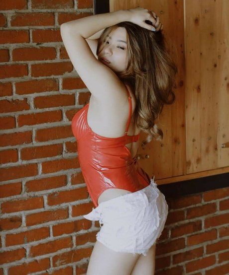 florencywg high quality model pics